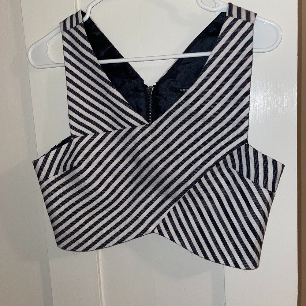 Forever 21 Top Size Medium